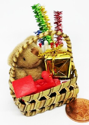 Puppenhaus gefüllt Weihnachten Weidenkorb Maßstab 1:12 Miniatur Xmas T2 tumdee