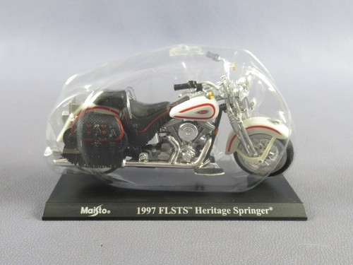 Motorcycle Models Collection Maisto BMW Yamaha Honda Scale 1:18 - Picture 9 of 9