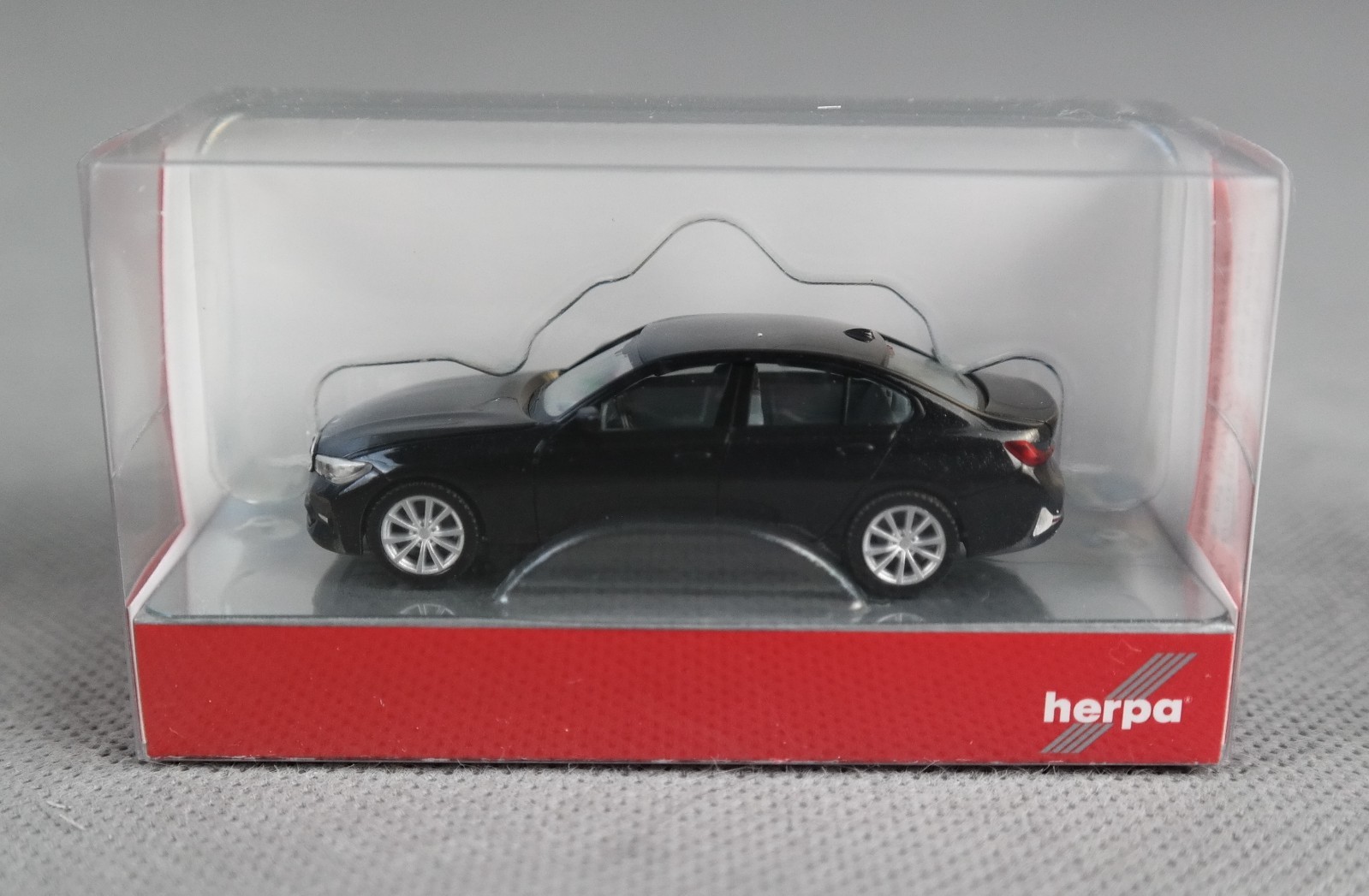 HERPA 430791-003 H0,1:87 BMW 3er Limousine, saphir-schwarz - NEUWARE!