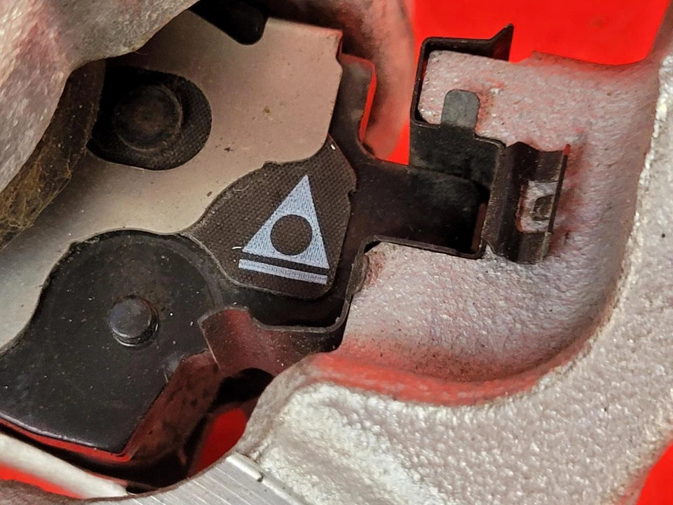 TOYOTA YARIS REAR LEFT BRAKE CALIPER 2023 1.5L PETROL M15A-FXE FHEV - Image 3 of 4