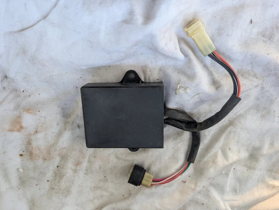 OEM Yamaha Banshee CDI Box Computer ECU Assembly 1997 - 2006 - Image 2 of 4