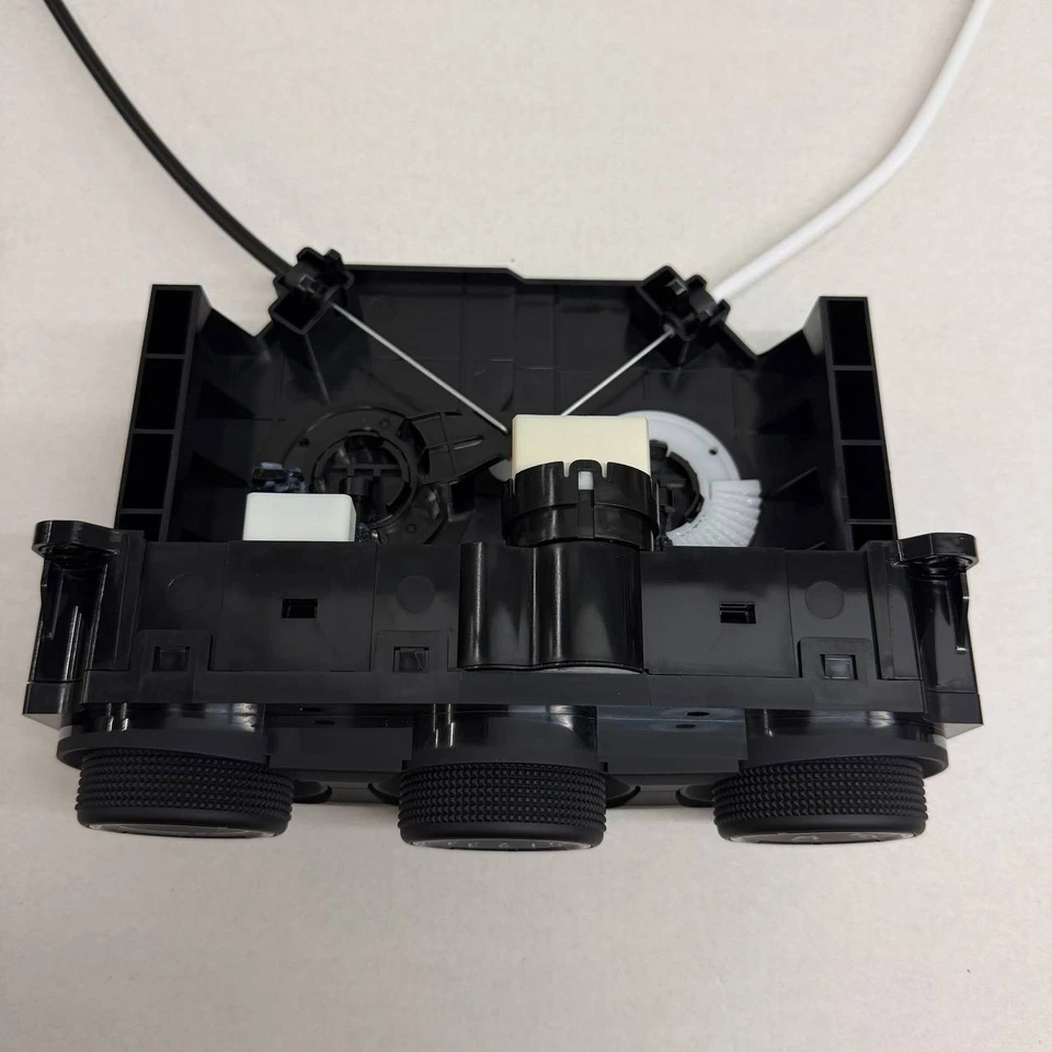 Nueva unidad de control de temperatura Subaru Crosstrek Impreza OEM 2012-2014 NUEVA 72311FJ0 Foto 4 de 4