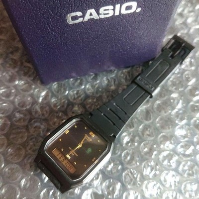 CASIO AW-48H 5158 Digital Analog Uhr Schwarzes Zifferblatt Gold Zeiger 50m Wa...