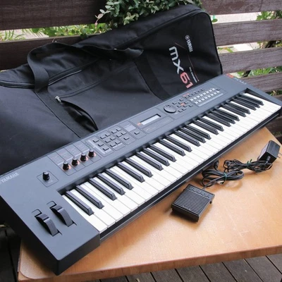Yamaha MX61 61-Key Synthesizer Keyboard - USB/MIDI, Motif Sounds - From Japan - Image 1 of 4