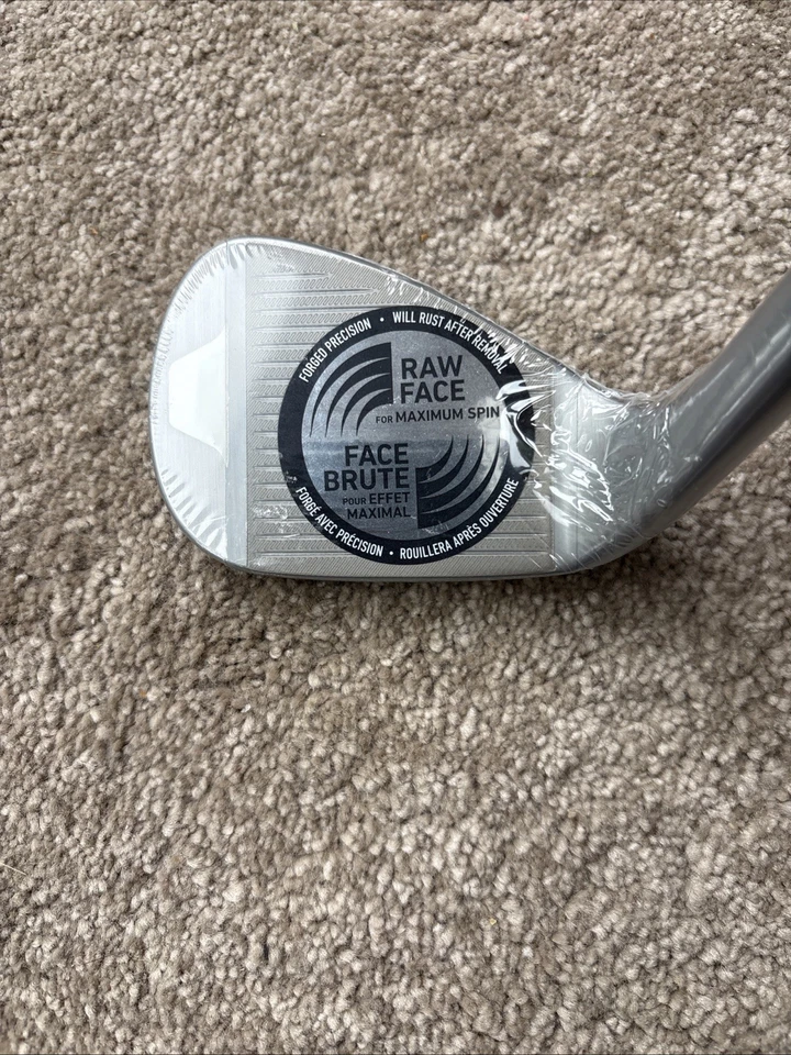 ** BRAND NEW ** Taylormade Milled Grind 5 Pitching Wedge 46 Degrees 9 Bounce - Image 2 of 4