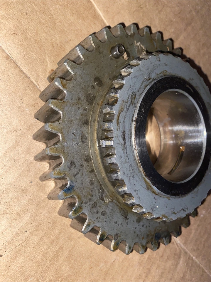 EARLY GM MUNCIE SM465 4 SP. TRANSMISIÓN 39 DIENTES PRIMERA MARCHA "GRANNY" C10 K10 K20 Foto 3 de 4