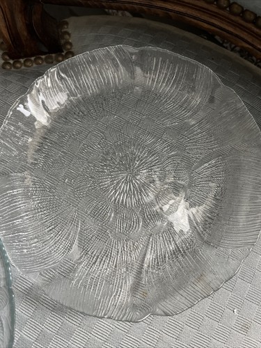 Vintage Arcoroc Canterbury Clear Glass Dinner Plate Crocus Flower France Set 3 - Picture 4 of 4