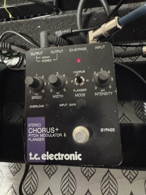 Vintage TC Electronic Stereo Chorus + Pitch Modulator & Flanger Effect Pedal