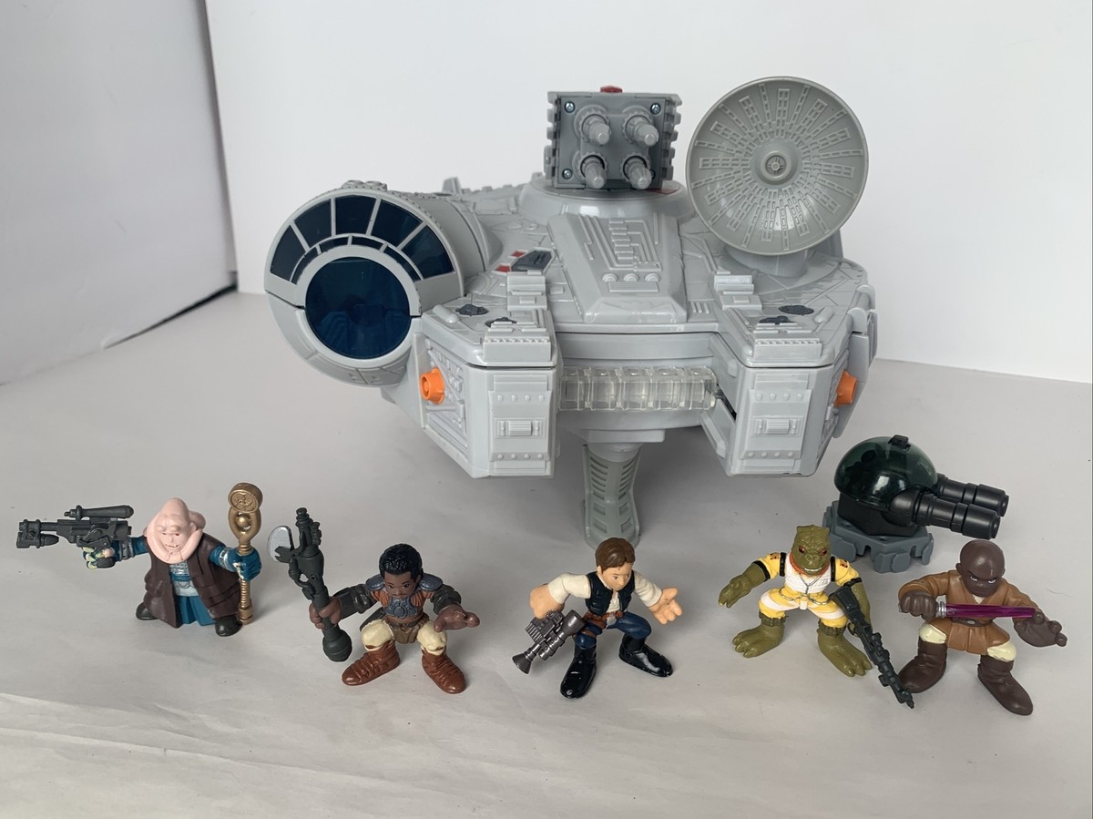 STAR WARS Millennium Falcon online bestellen | MÜLLER