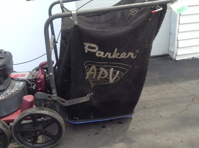 parker apv lawn vacuum