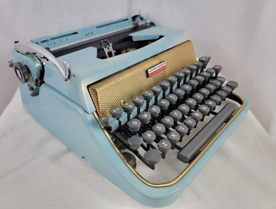 Rare - Vintage Underwood Golden Touch Quiet Tab Ace Portable