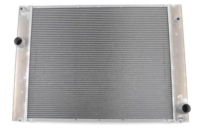 525x377 Radiator OEM Fit BMW Radiator BMW 525Xi Replacement Radiator - Direct Fit ...