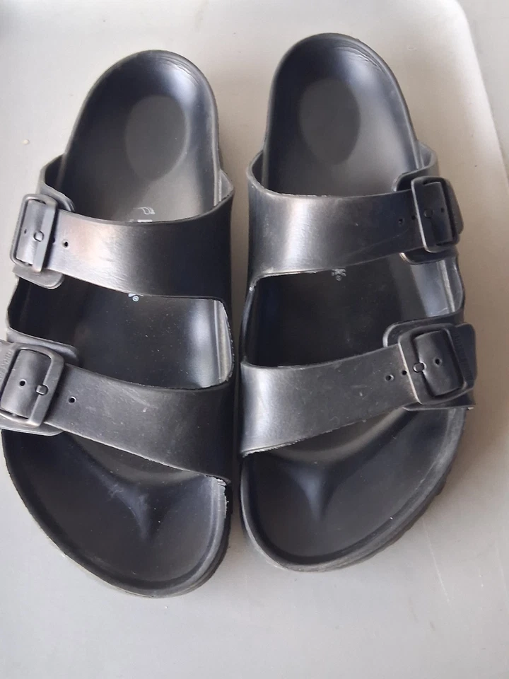 Sandalias impermeables Birkenstock Arizona EVA negras para hombre talla EU 46/US 13 Foto 4 de 4