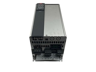 Danfoss FC 302P22KT5E20H2BGXXXXSXXXXAXBXCXXXXD0 Frequenzumrichter