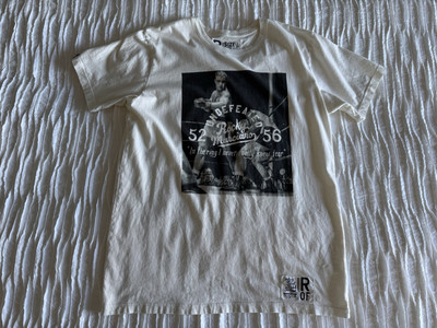 Roots of Fight Rocky Marciano Undefeated Boxing Photo Tee Shirt Men s L