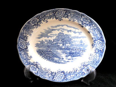 VINTAGE SALEM CHINA ''ENGLISH VILLAGE'' OVAL SERVING PLATTER~12 1/4''