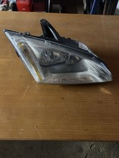 Frontscheinwerfer Scheinwerfer vorne rechts 4M51-13W029-AD Ford Focus II DA3