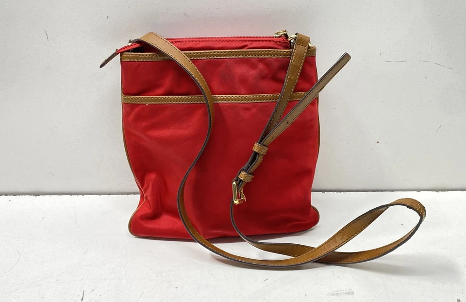 Bandolera Michael Kors para mujer roja de nailon Foto 2 de 4