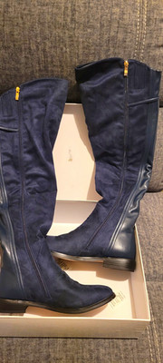 Seven7 Avenue Silica Blue Suede Knee High Boots Almond Toe Full Zip 8.5 NIB