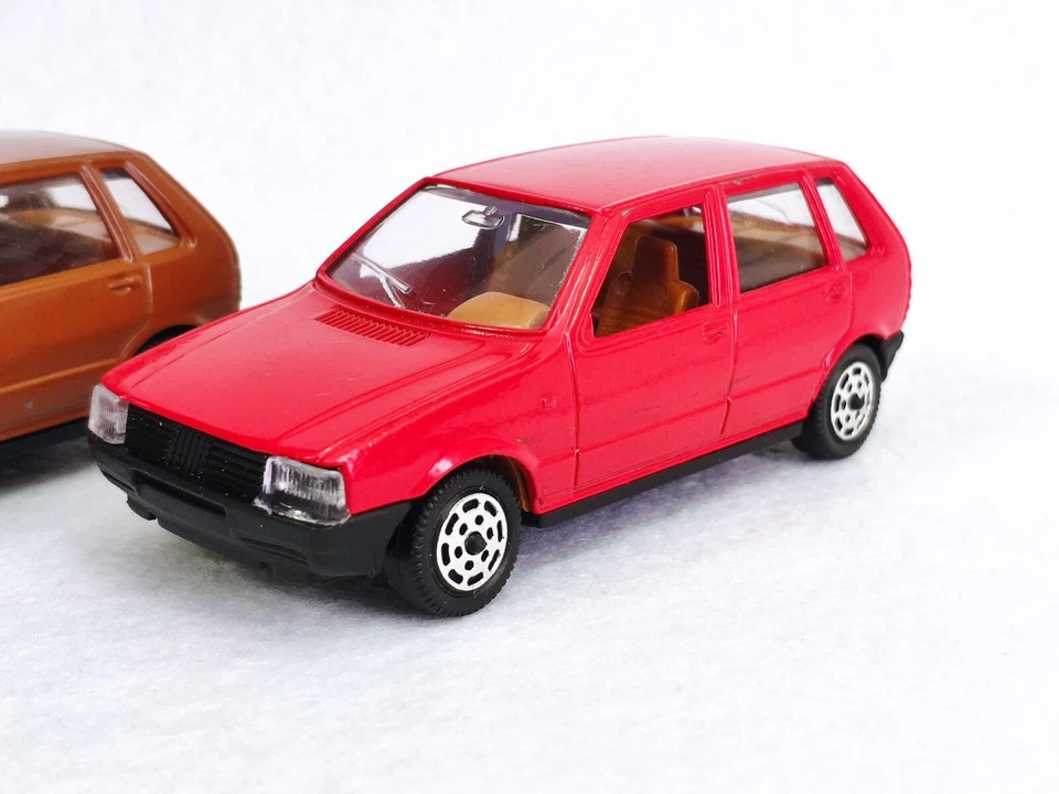 LOTTO MACCHININE MODELLINI VINTAGE MEBETOYS MATTEL HOT WHEELS 1:43 FIAT UNO 🔺🔺 - Immagine 4 di 4