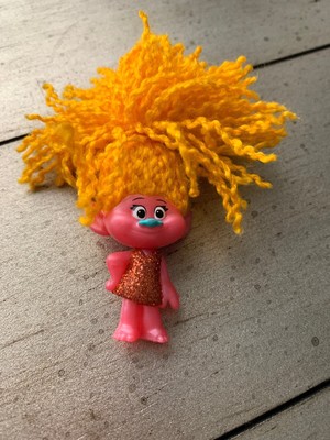 Dreamworks Trolls DJ SUKI Curly Hair 