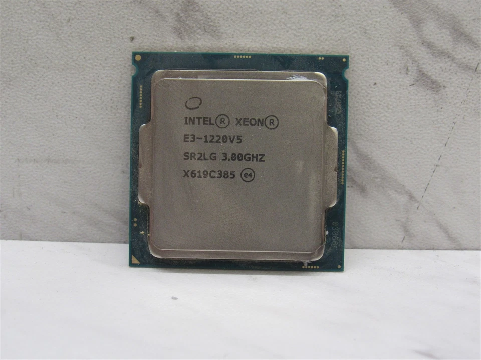 Procesador de escritorio CPU 30x Intel Xeon E3-1220 v5 cuatro núcleos Socket 1151 SR2LG Foto 2 de 3