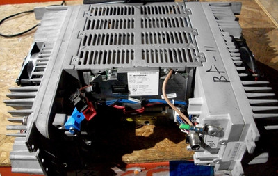 MOTOROLA MTR2000 T5766A REPEATER ASTEC AA23520
