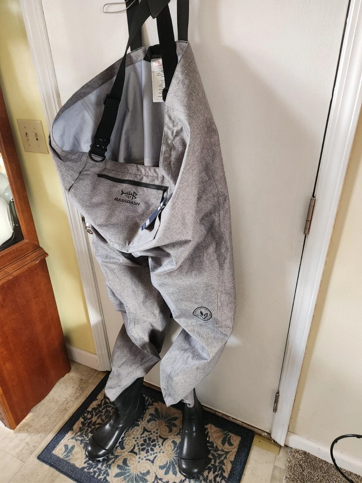 BassDash Upper Body grey 2XL 11-12 Pvc Shoes Polyester New with Tags - Image 3 of 4