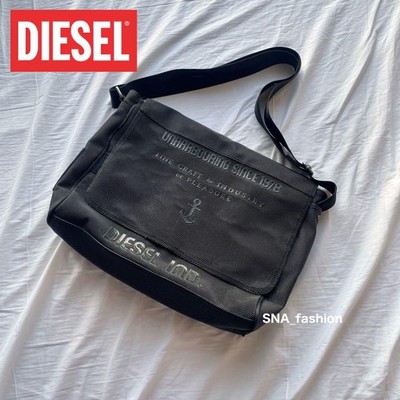 Diesel Men Large Capacity Y2K Messenger Bag Embossed Black/Green
