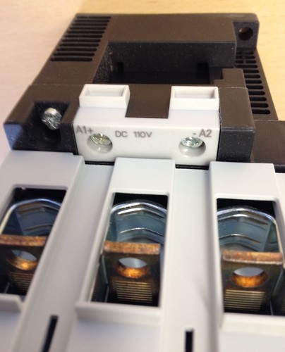 Siemens Schütz,37KW,Spule: 110V/DC,3RT1344-1BF40,4S,100A,NEU,OVP,3RT Nr. 296h - Bild 2 von 4