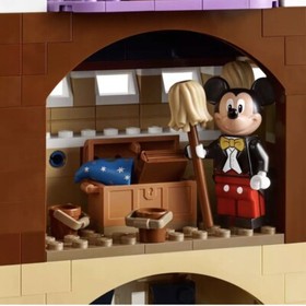 LEGO Disney: Disney Castle (71040) -BRAND NEW FACTORY SEALED RETIRED & SOLD OUT