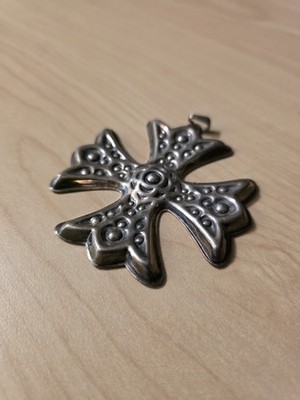 Reed & Barton 1975 Sterling Silver Christmas Cross Ornament Limited Edition.