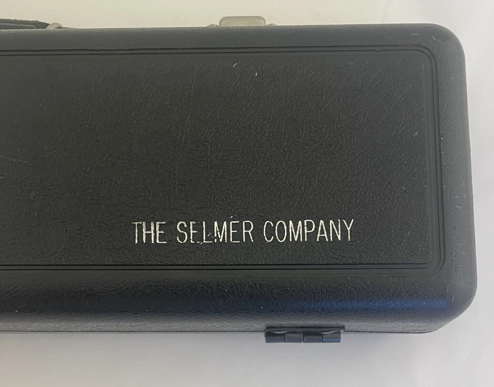 Flauta Selmer Modelo 1206 Plateada con Estuche Rígido y Herramienta de Limpieza Hecha en EE. UU. Foto 4 de 4