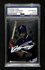 Vladimir Guerrero Rookie Cards and Autographed Memorabilia Guide 18