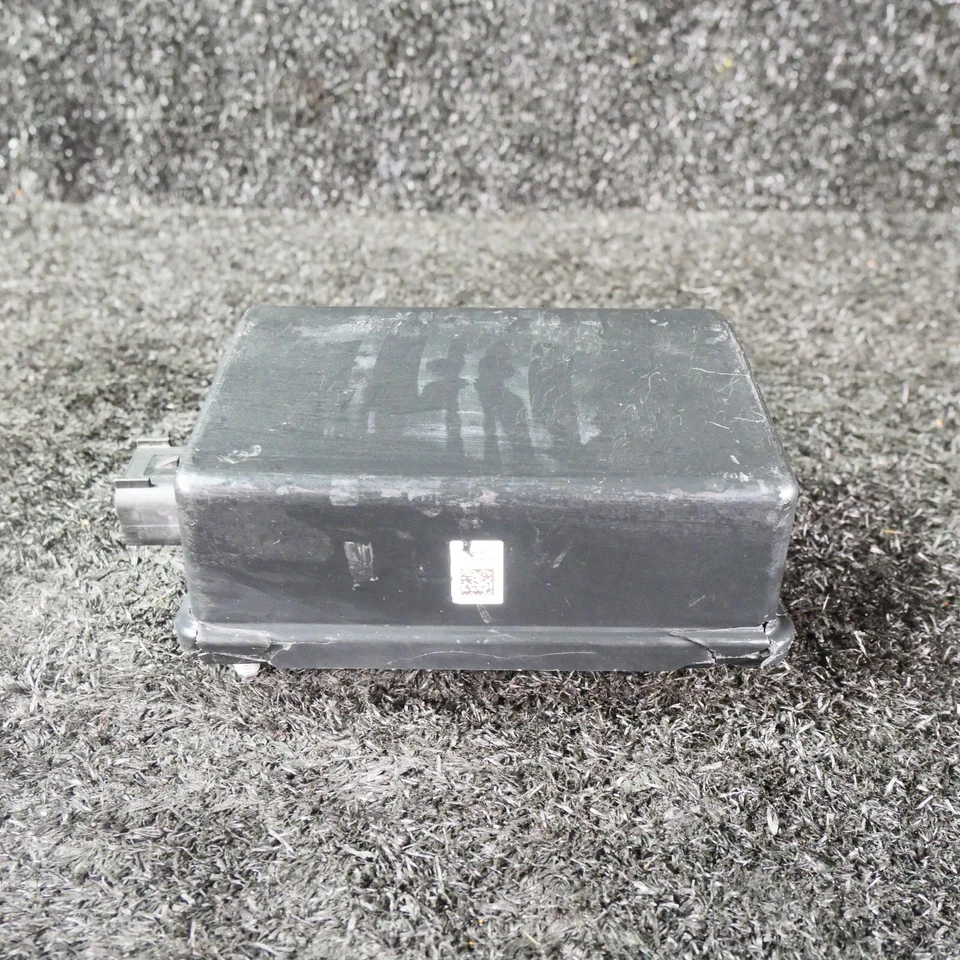 CADILLAC ATS Front Radar Distance Sensor Module 2017 2019 343149712 OEM - Image 4 of 4