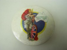 1918 WW1 pin back badge Australia Day                              Britania 4235