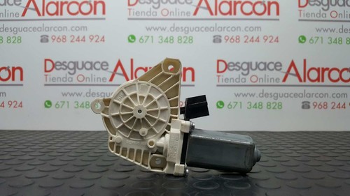 A1698204342 MOTOR ELEVALUNAS DELANTERO IZQUIERDO / 231700 PARA MERCEDES CLASE B