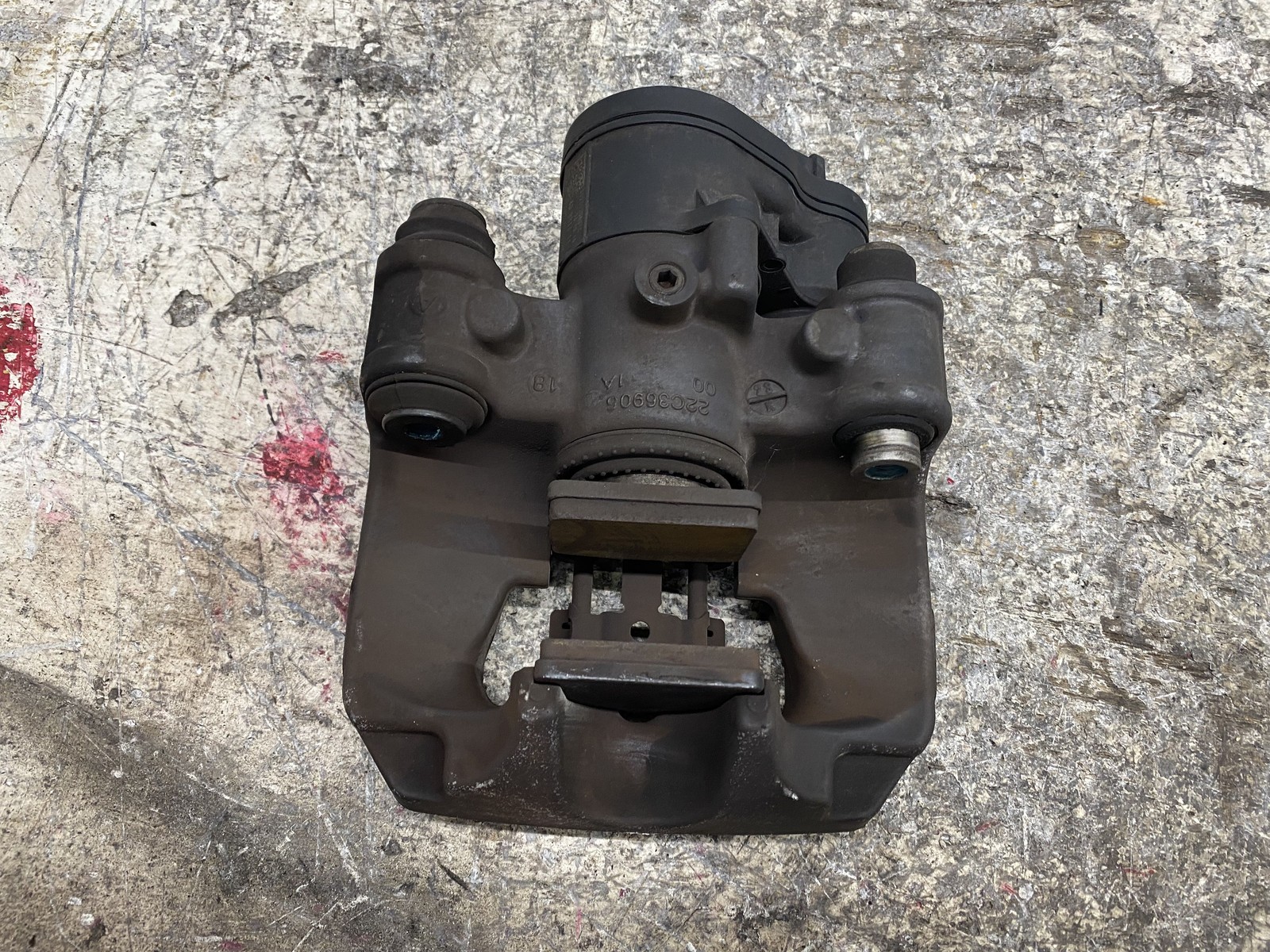 2019-2023 ASTON MARTIN VANTAGE OEM 4.0L RWD REAR LEFT BRAKE CALIPER RED *12K*