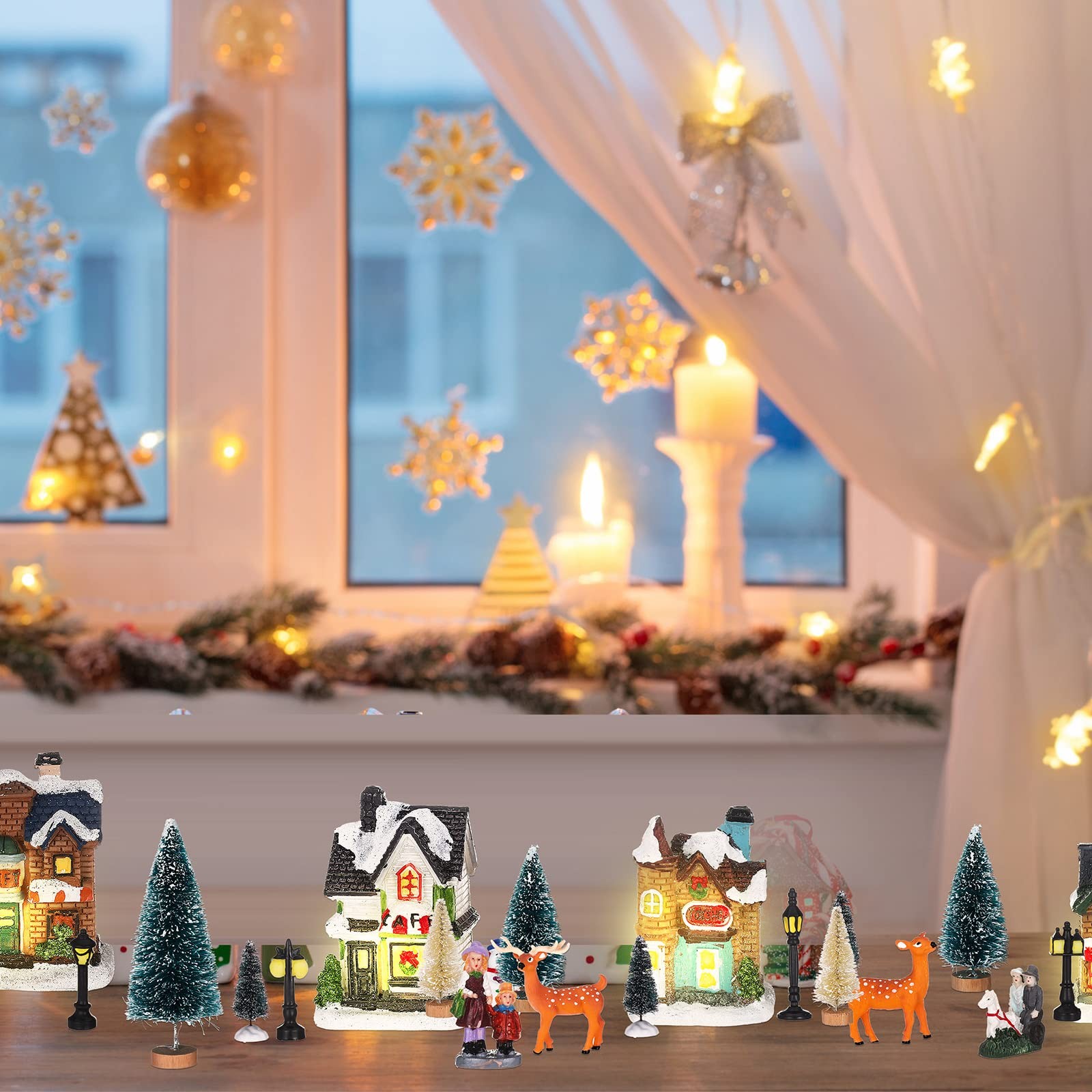 31 Pcs Christmas Village Figurines Decoration Set Lighted LED Christmas Villa...