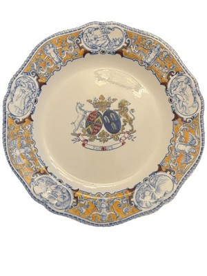 19th Century Chinese Export Faience Heraldic Plate  Pacifice 