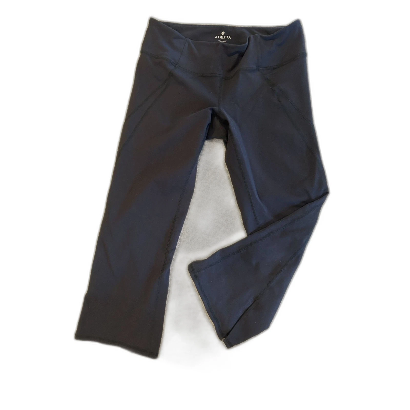 Athleta Black Cropped Capri Size Small with slit in back