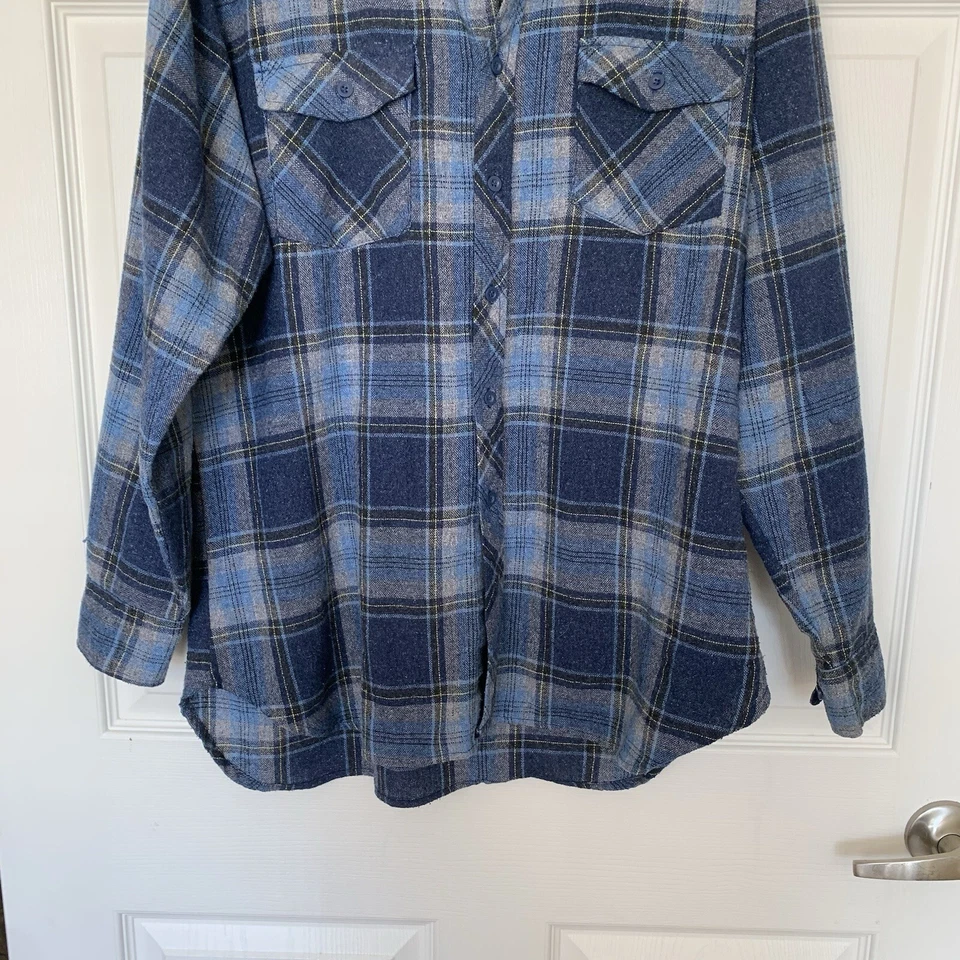 The Hunter Shirt Mens Large Blue Plaid Button Down Long Sleeve Flannel Vintage - Image 3 of 4