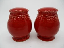ARTE ITALICA FINEZZA RED SALT & PEPPER SHAKER - 3 1/4"  0709G