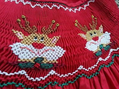 Robe De Noël Pour Enfant Rosalina Collections - Rouge à Smocks, Motifs Rennes - Taille 5Y