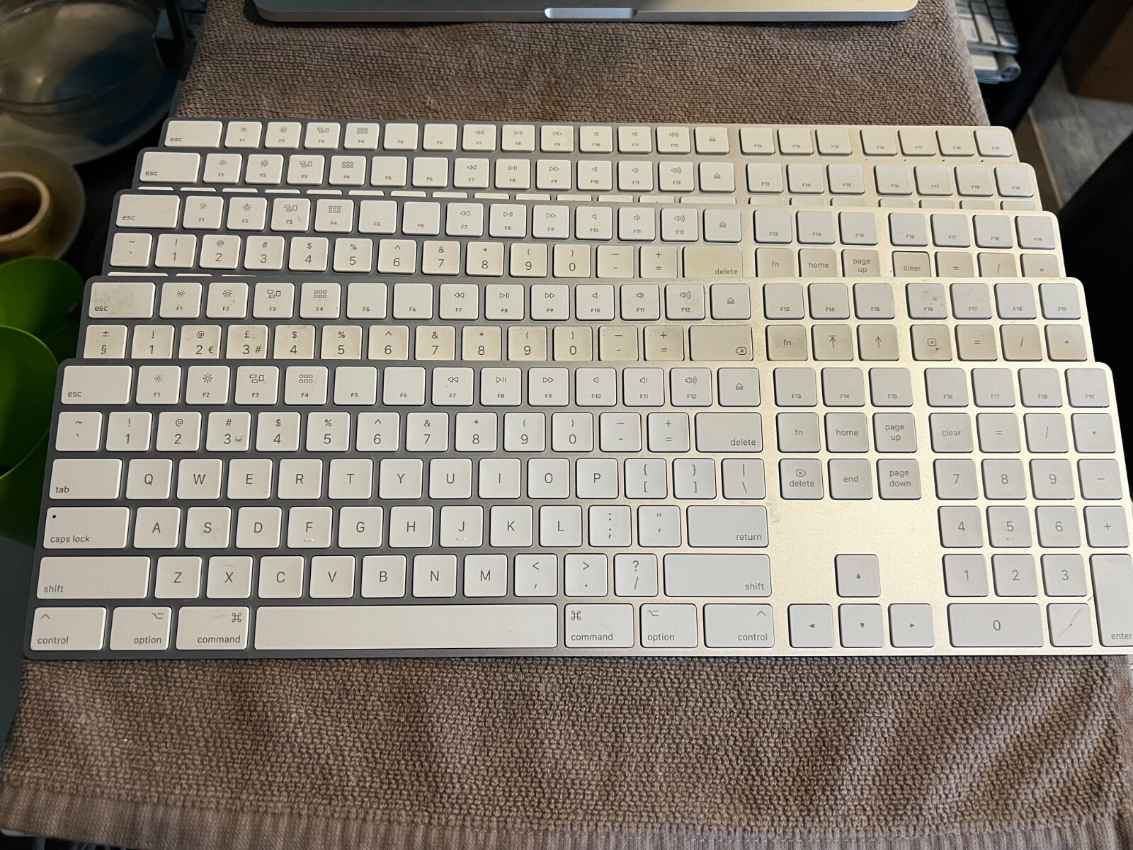 Apple Wireless Magic Keyboard A1843 EMC 3138 Numeric Keypad Rechargeable