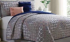 Sanctuary 5 Piece Printed Reversible Quilt Set Queen Hafia Patchwork Blue