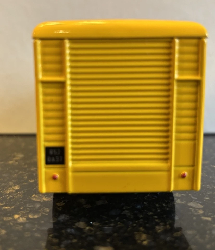 CORGI PINDER CIRCUS SERVICE DES VIANDES RENAULT GALLION 1:43 - Image 3 of 4