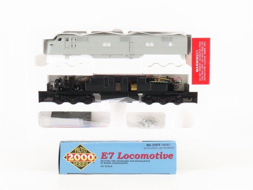 HO Scale Proto 2000 21072 undekorierte E7A Diesellok  | Zustand: Used