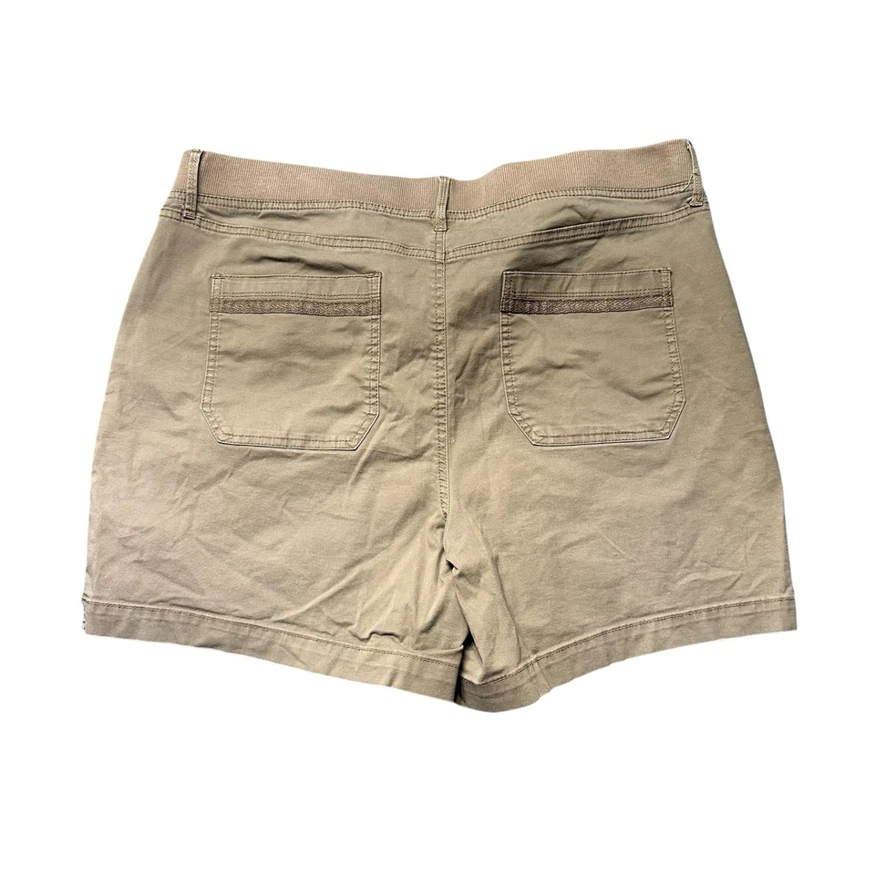 Shorts utilitário feminino Gloria Vanderbilt tamanho 16 marrom algodão elástico casual - Imagem 2 de 4