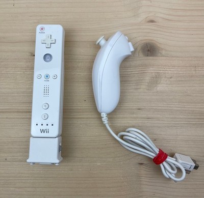 Wii - Original Nintendo Wii Remote Plus Controller + Nunchuk Weiß
